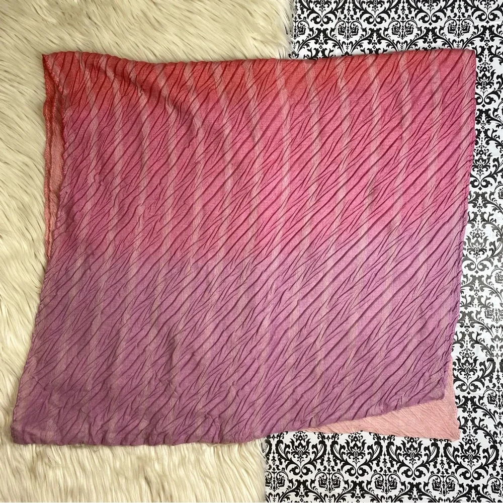 Est. 1946 : pink & purple ombré summer spring lightweight texture infinity scarf